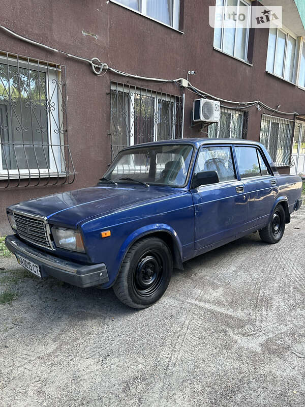 Седан ВАЗ / Lada 2107 2006 в Києві