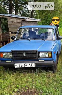 Седан ВАЗ / Lada 2107 1988 в Звягеле