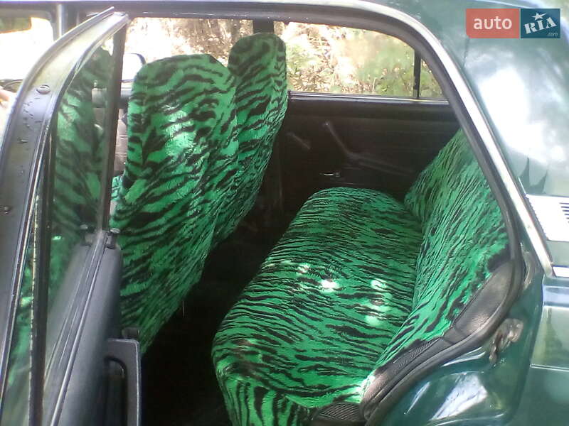 Седан ВАЗ / Lada 2107 1998 в Тростянце