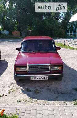 Седан ВАЗ / Lada 2107 2000 в Каменец-Подольском