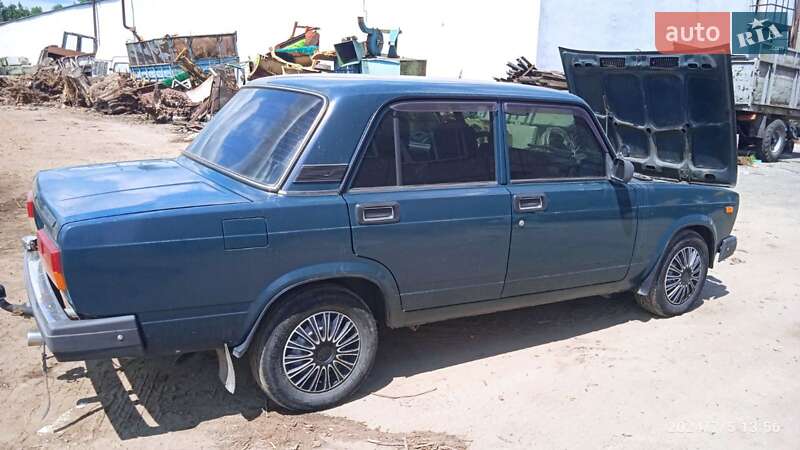 Седан ВАЗ / Lada 2107 2008 в Києві