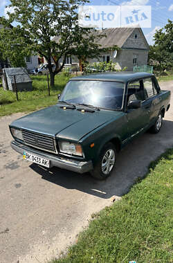 Седан ВАЗ / Lada 2107 2005 в Дубні