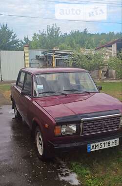 Седан ВАЗ / Lada 2107 2004 в Житомире