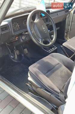 Седан ВАЗ / Lada 2107 1994 в Житомире