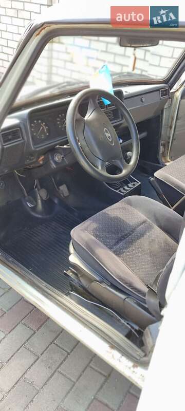 Седан ВАЗ / Lada 2107 1994 в Житомире
