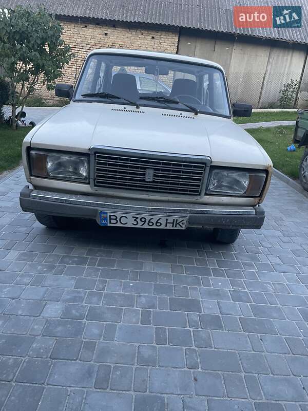 Седан ВАЗ / Lada 2107 1985 в Золочеве