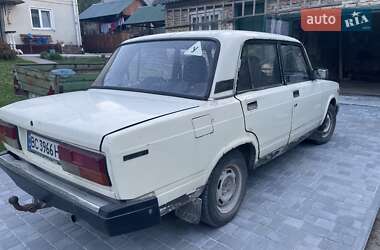 Седан ВАЗ / Lada 2107 1985 в Золочеве