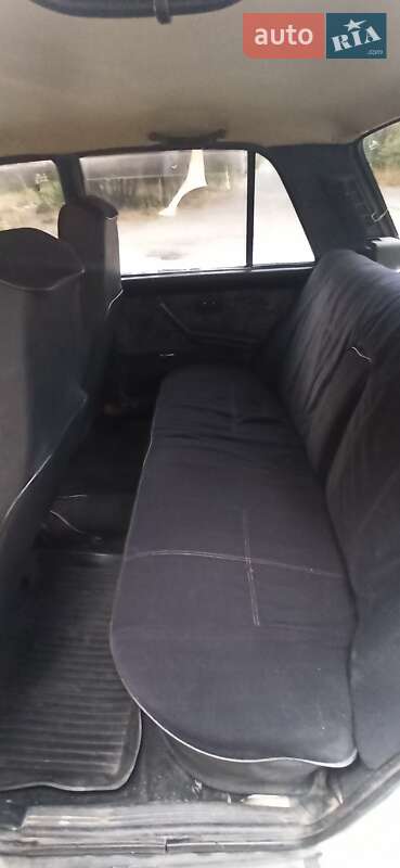 Седан ВАЗ / Lada 2107 1993 в Запорожье