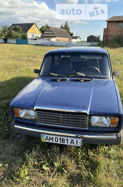 Седан ВАЗ / Lada 2107 2005 в Житомире