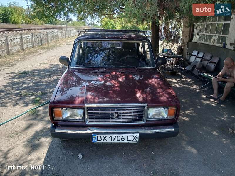 Седан ВАЗ / Lada 2107 2007 в Хмельницком
