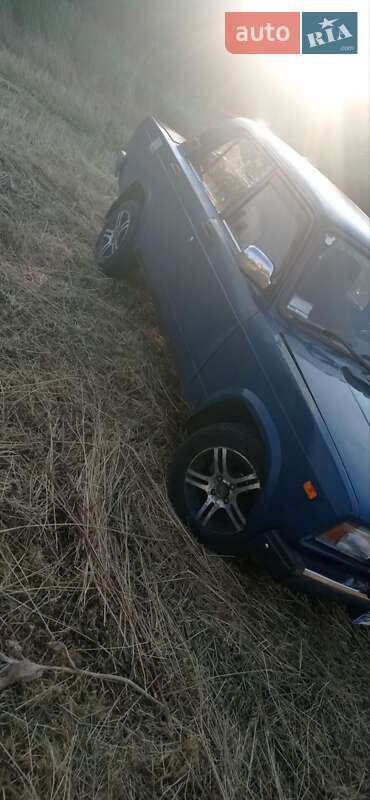 Седан ВАЗ / Lada 2107 2004 в Затишші