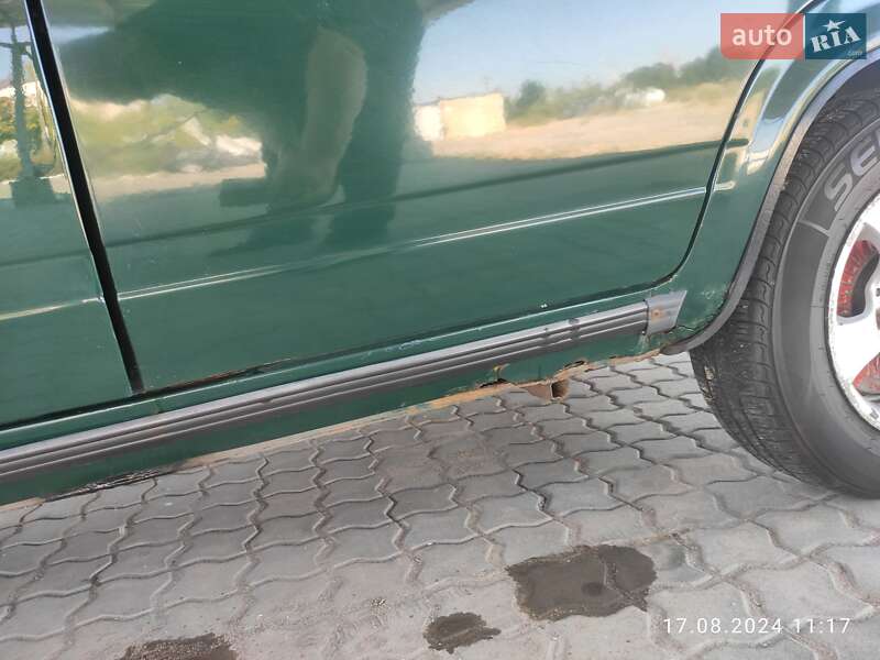 Седан ВАЗ / Lada 2107 2002 в Миколаєві