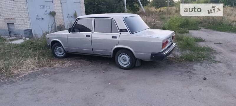 Седан ВАЗ / Lada 2107 2007 в Синельниково