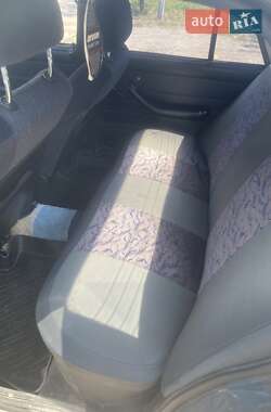 Седан ВАЗ / Lada 2107 2005 в Киеве