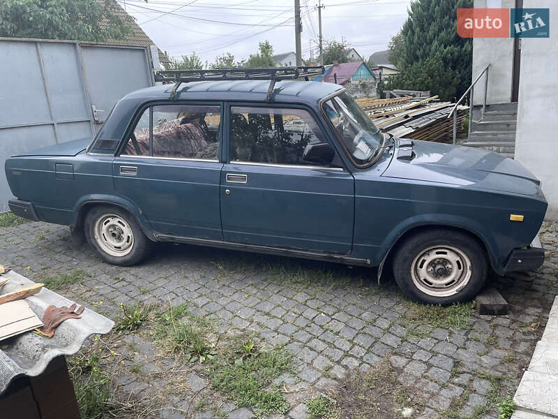 ВАЗ / Lada 2107 1995 ВАЗ / Lada 2107 1995