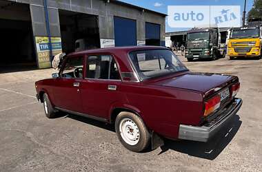 Седан ВАЗ / Lada 2107 2006 в Кривом Роге