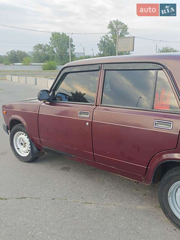 Седан ВАЗ / Lada 2107 2006 в Харькове