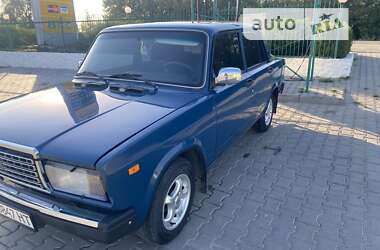 Седан ВАЗ / Lada 2107 2004 в Дунаевцах