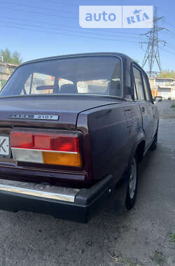 Седан ВАЗ / Lada 2107 2006 в Дніпрі