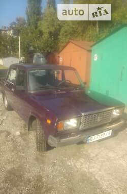 Седан ВАЗ / Lada 2107 2004 в Кременчуці