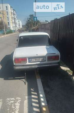 Седан ВАЗ / Lada 2107 2004 в Києві