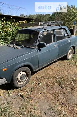 Седан ВАЗ / Lada 2107 2002 в Гадячі