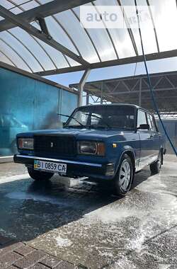 Седан ВАЗ / Lada 2107 2005 в Полтаве