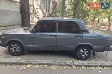 Седан ВАЗ / Lada 2107 2007 в Николаеве