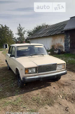 Седан ВАЗ / Lada 2107 1990 в Косове