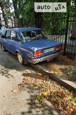 Седан ВАЗ / Lada 2107 2006 в Киеве