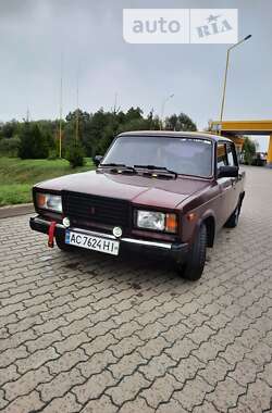 Седан ВАЗ / Lada 2107 2003 в Бродах