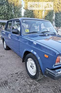 Седан ВАЗ / Lada 2107 2006 в Черкассах