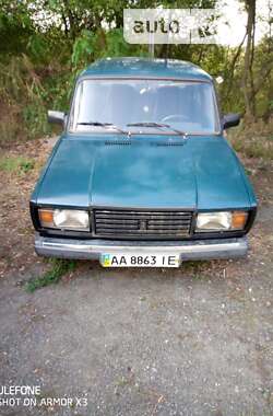 Седан ВАЗ / Lada 2107 1999 в Киеве