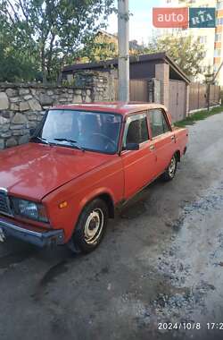 Седан ВАЗ 2107 1989 в 