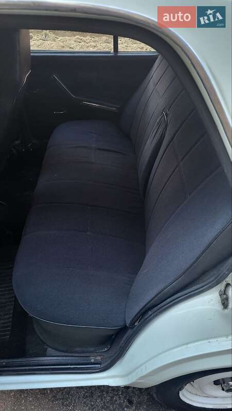 Седан ВАЗ / Lada 2107 1992 в Переяславі