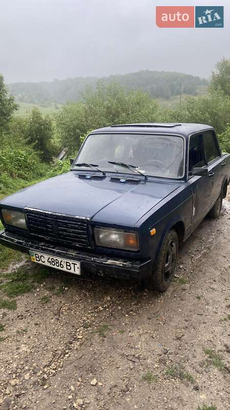 Седан ВАЗ / Lada 2107 1987 в Золочеве
