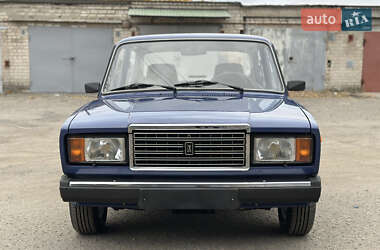 Седан ВАЗ / Lada 2107 2005 в Дніпрі