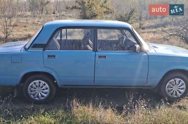 Седан ВАЗ / Lada 2107 1986 в Миколаєві