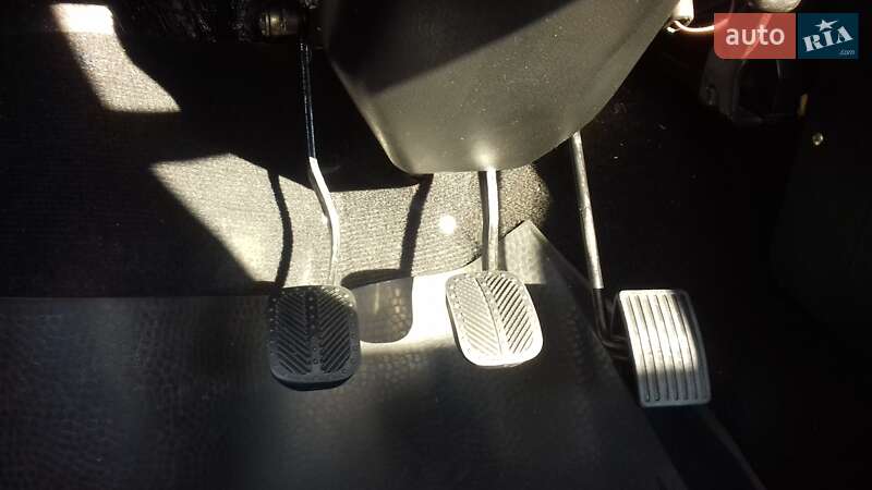 Седан ВАЗ / Lada 2107 2005 в Снятині фото 25 Седан ВАЗ / Lada 2107 2005 в Снятині