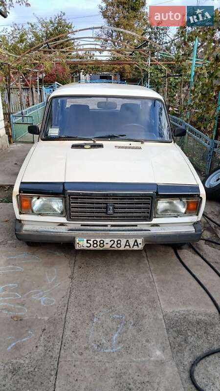 Седан ВАЗ / Lada 2107 1993 в Широком