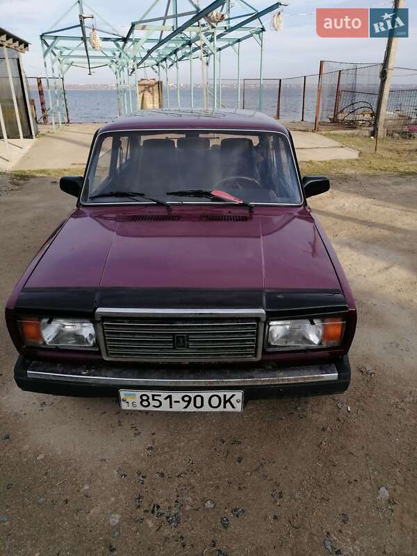 Седан ВАЗ / Lada 2107 2004 в Южному фото 6 Седан ВАЗ / Lada 2107 2004 в Южному