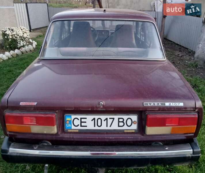 Седан ВАЗ / Lada 2107 2005 в Чернівцях
