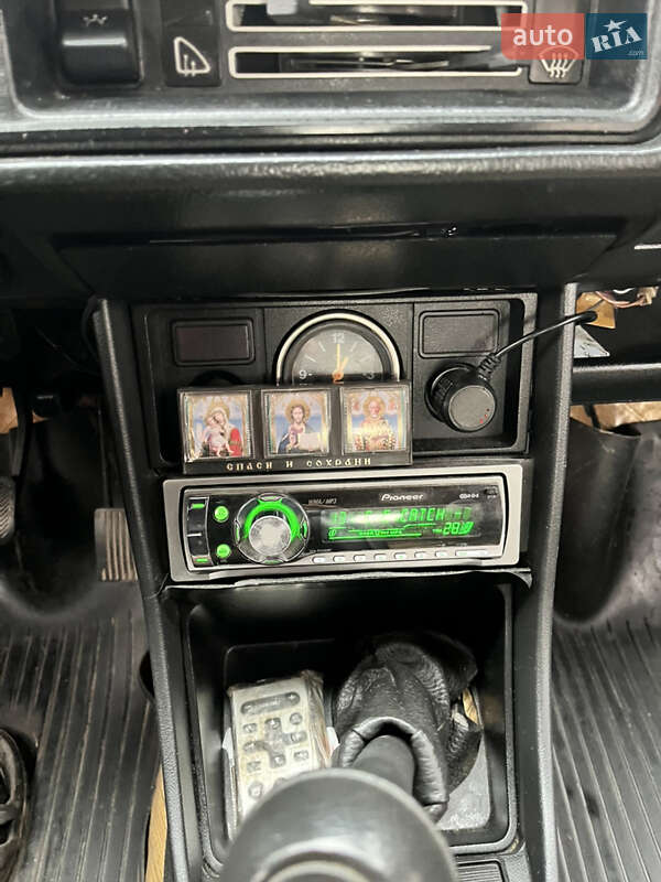 Седан ВАЗ / Lada 2107 1998 в Апостолово фото 17 Седан ВАЗ / Lada 2107 1998 в Апостолово