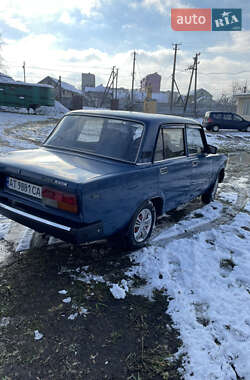 Седан ВАЗ / Lada 2107 2003 в Бурштыне