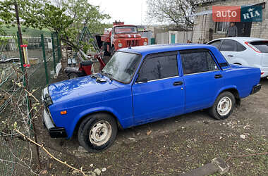 Седан ВАЗ / Lada 2107 2005 в Николаеве