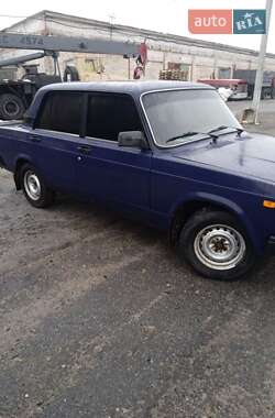 Седан ВАЗ / Lada 2107 1999 в Жашкове