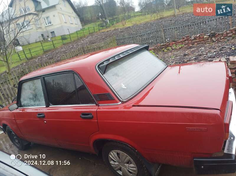 Седан ВАЗ / Lada 2107 1985 в Монастыриске