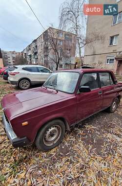 Седан ВАЗ / Lada 2107 2003 в Ужгороді