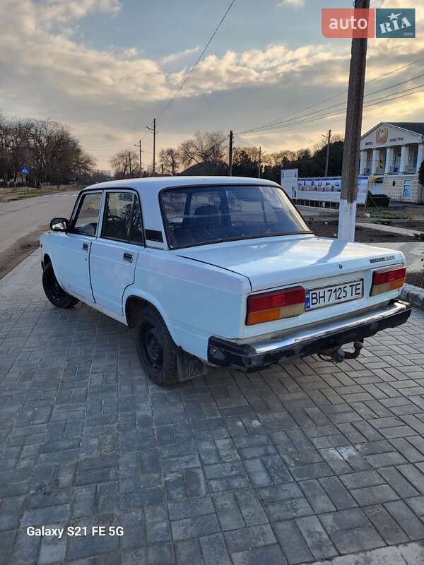Седан ВАЗ / Lada 2107 2006 в Болграді фото 3 Седан ВАЗ / Lada 2107 2006 в Болграді