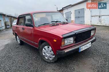 Седан ВАЗ / Lada 2107 1996 в Хмельницькому